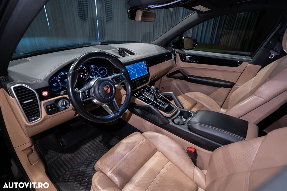 Porsche Cayenne Tiptronic S - 30