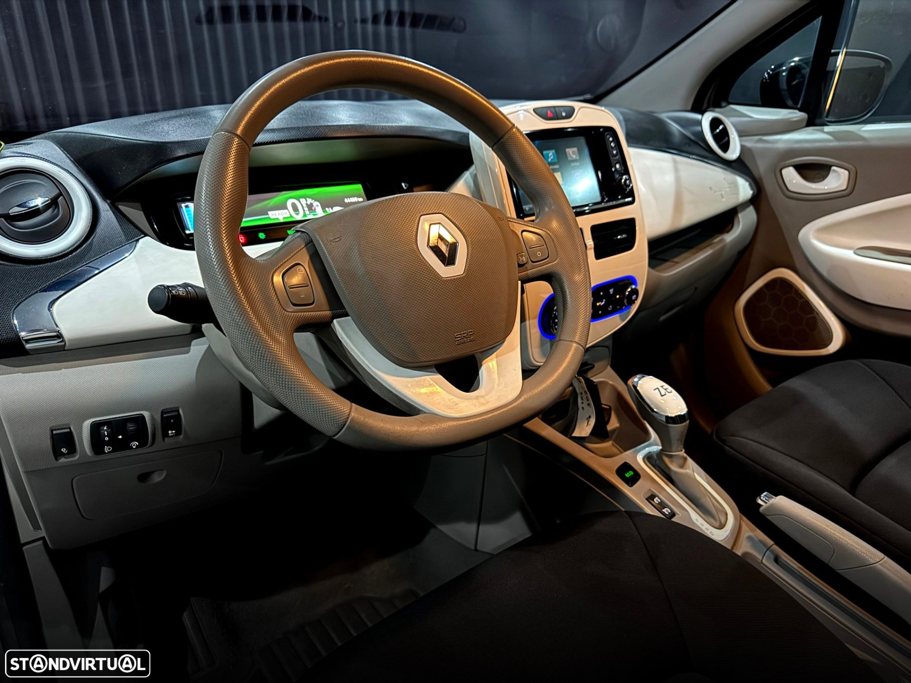 Renault Zoe - 13