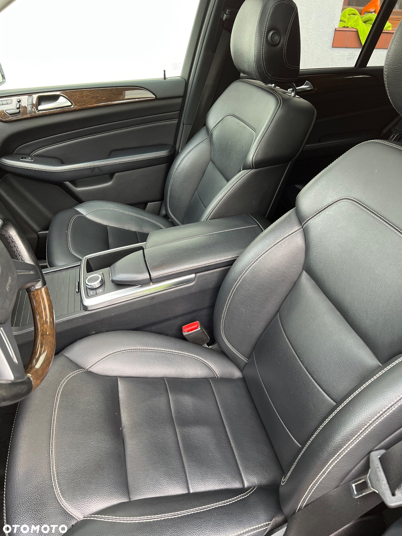 Mercedes-Benz ML 350 4MATIC (BlueEFFICIENCY) 7G-TRONIC - 22