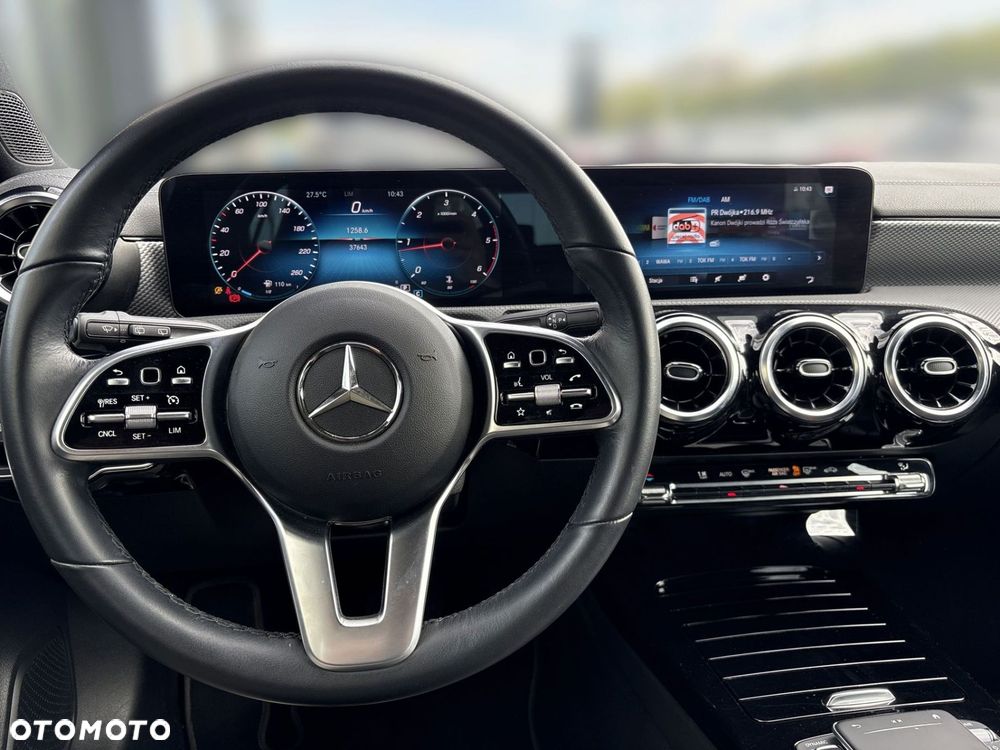 Mercedes-Benz CLA 220 d 8G-DCT - 13