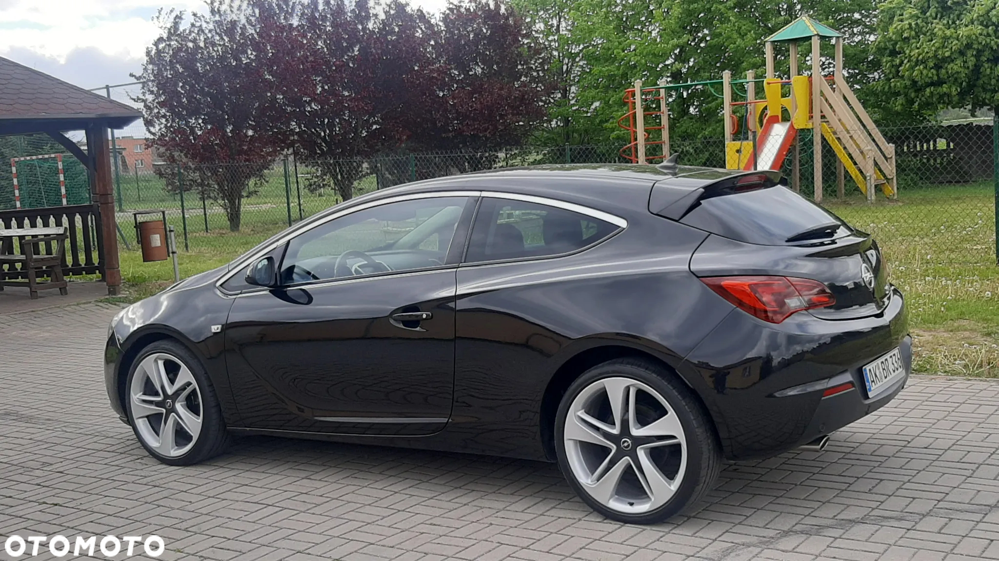Opel Astra GTC 1.4 Turbo - 9