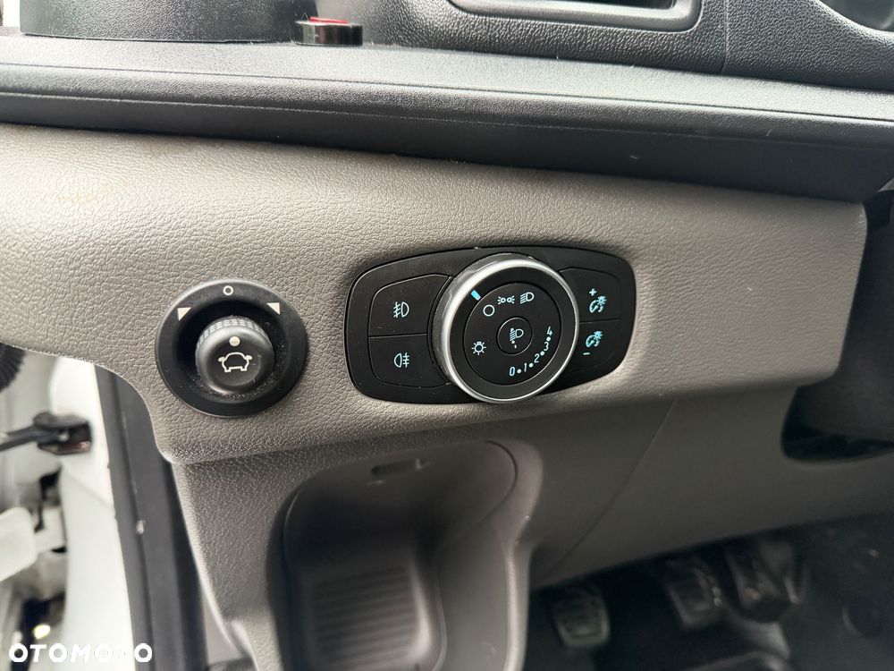 Ford Transit  Mk8 Lift  2.0Tdci 130KM Klima Led Tempomat - 18