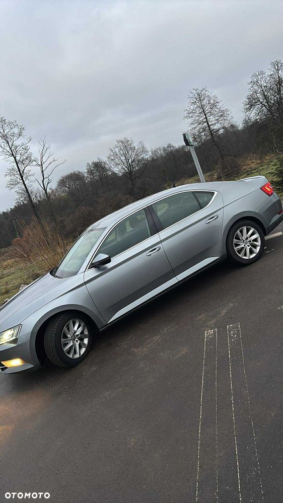 Skoda Superb 1.5 TSI ACT Ambition DSG - 6