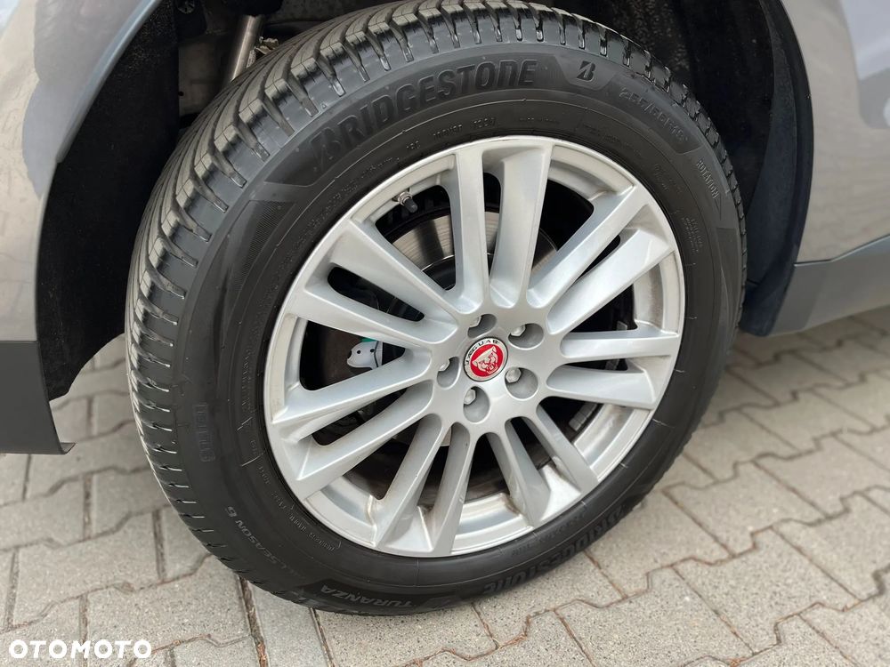 Jaguar F-Pace 2.0 i4D AWD Prestige - 17