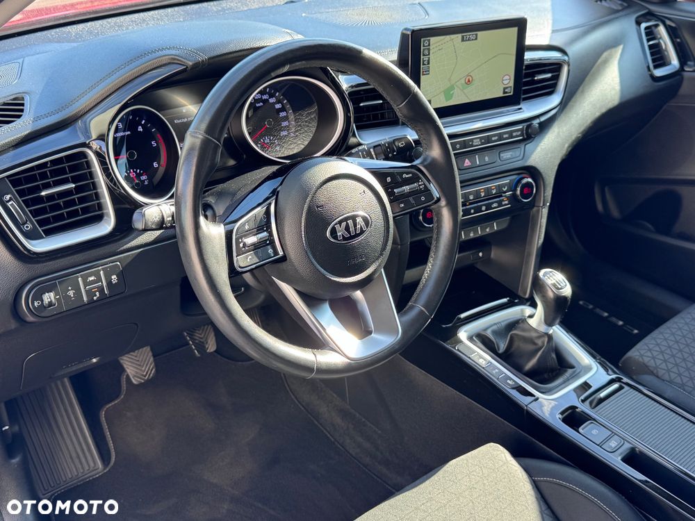 Kia Ceed 1.6 CRDi Spirit - 30