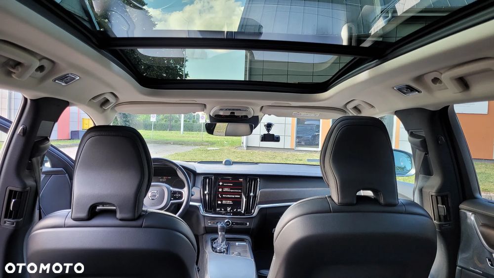 Volvo V90 Cross Country D5 SCR AWD Pro - 34