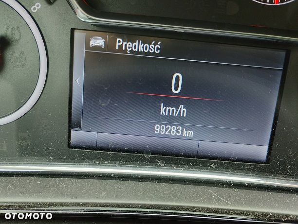 Opel Insignia - 16