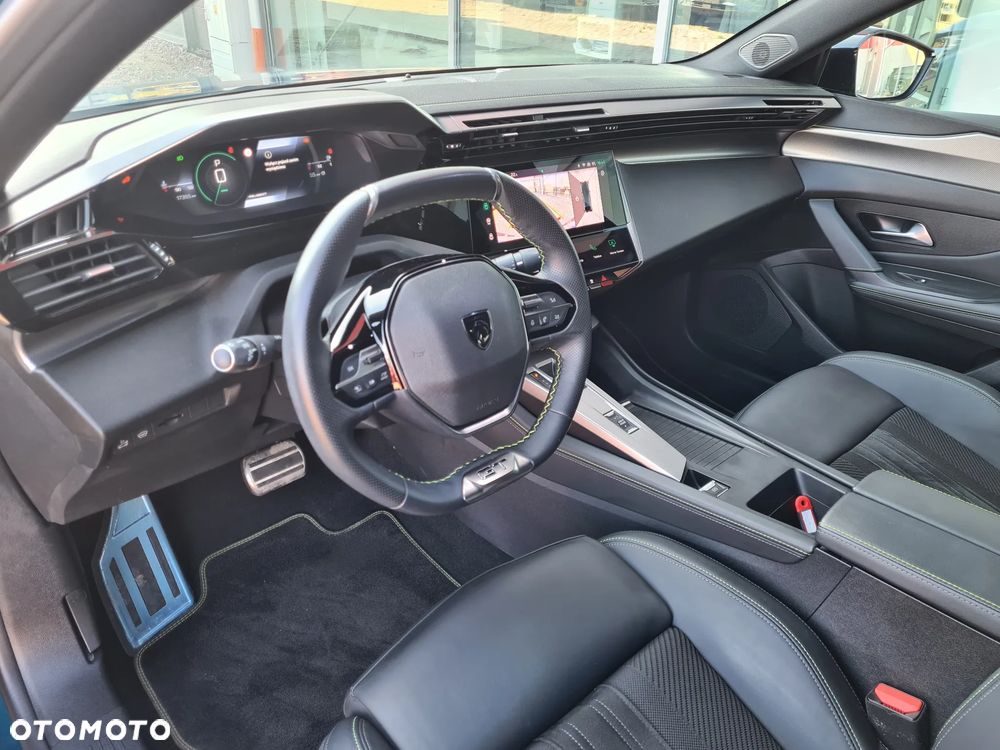 Peugeot 408 1.2 PureTech GT S&S EAT8 - 11