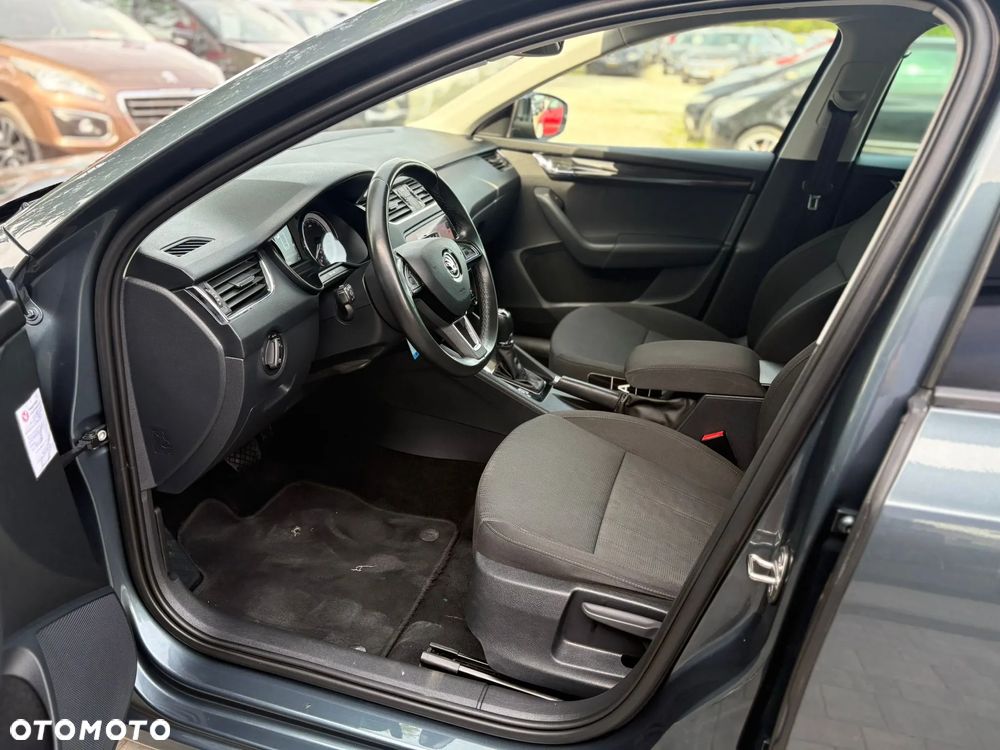 Skoda Octavia 1.5 TSI ACT Clever DSG - 12