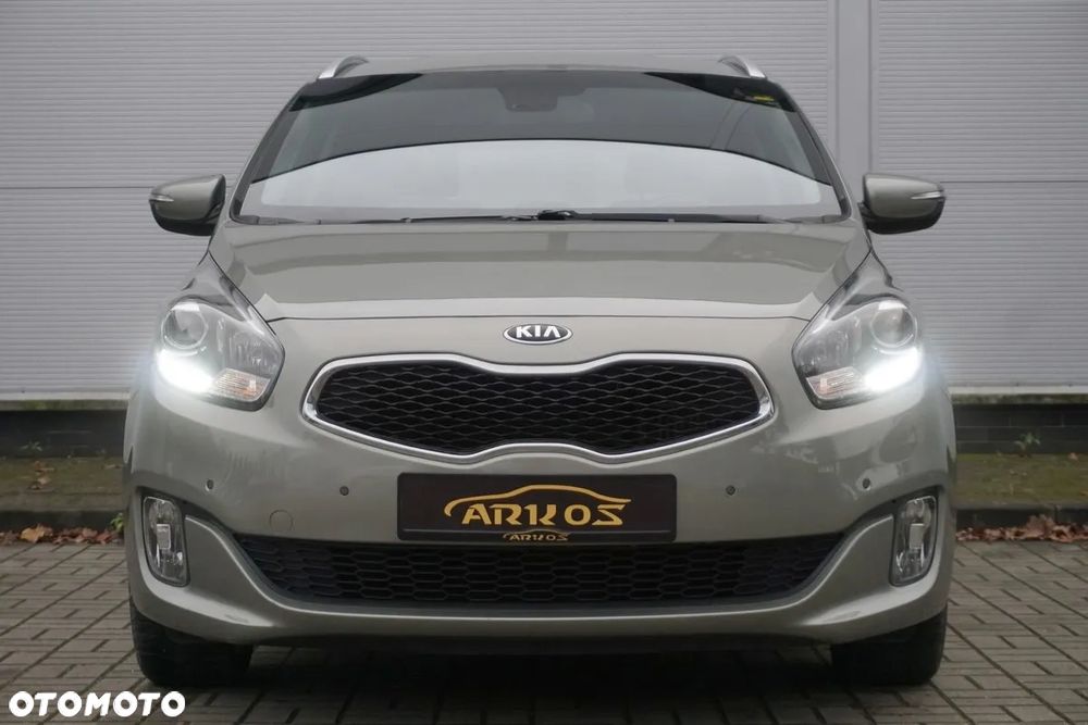 Kia Carens 1.7 CRDi XL 7os - 12