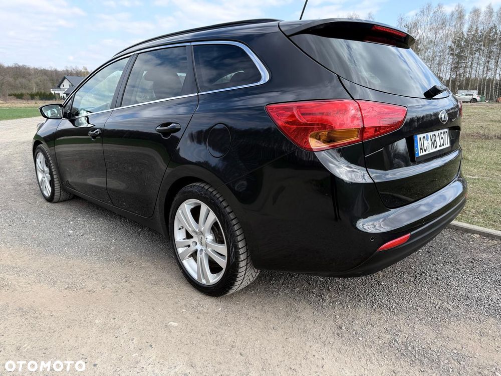 Kia Ceed 1.6 CRDi 128 Platinum Edition - 8