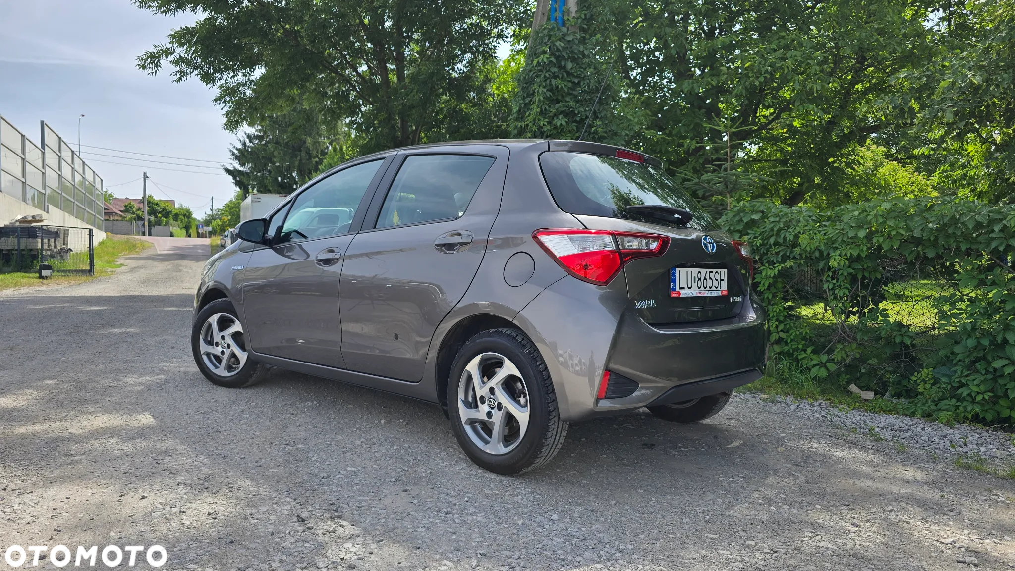 Toyota Yaris 1.5 Premium CVT - 3