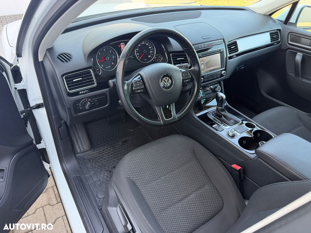 Volkswagen Touareg 3.0 V6 TDI SCR Blue Motion DPF Automatik - 16