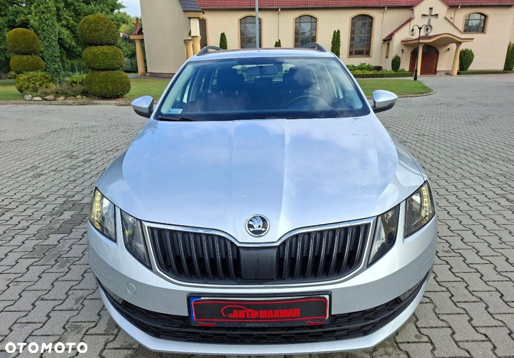 Skoda Octavia - 2