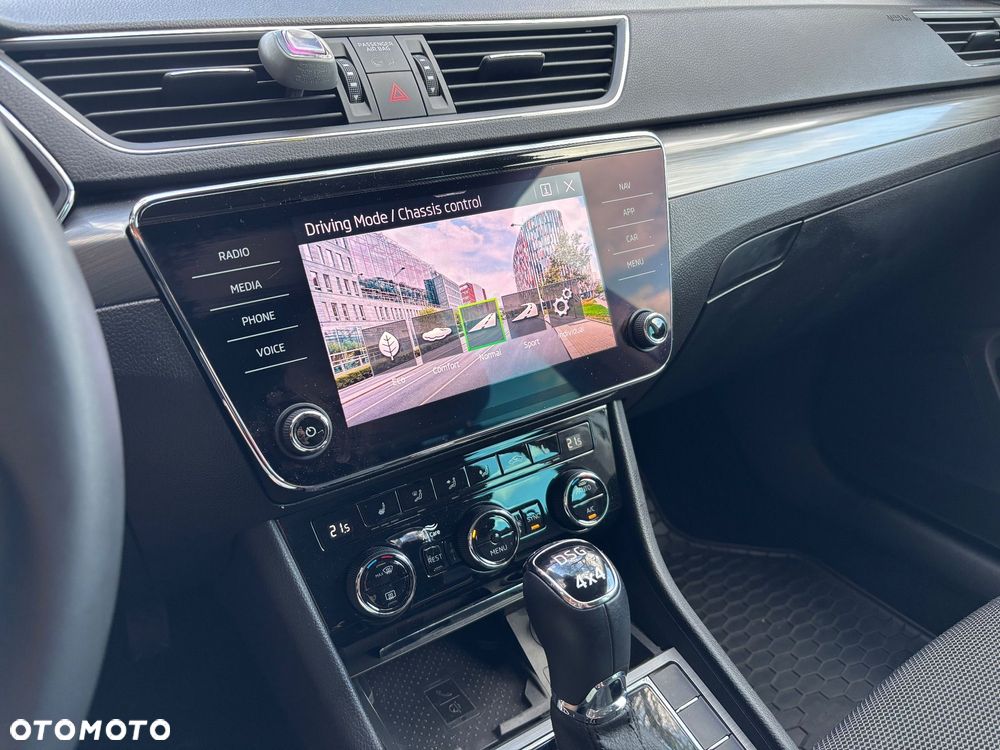 Skoda Superb 2.0 TSI 4x4 Style DSG - 20