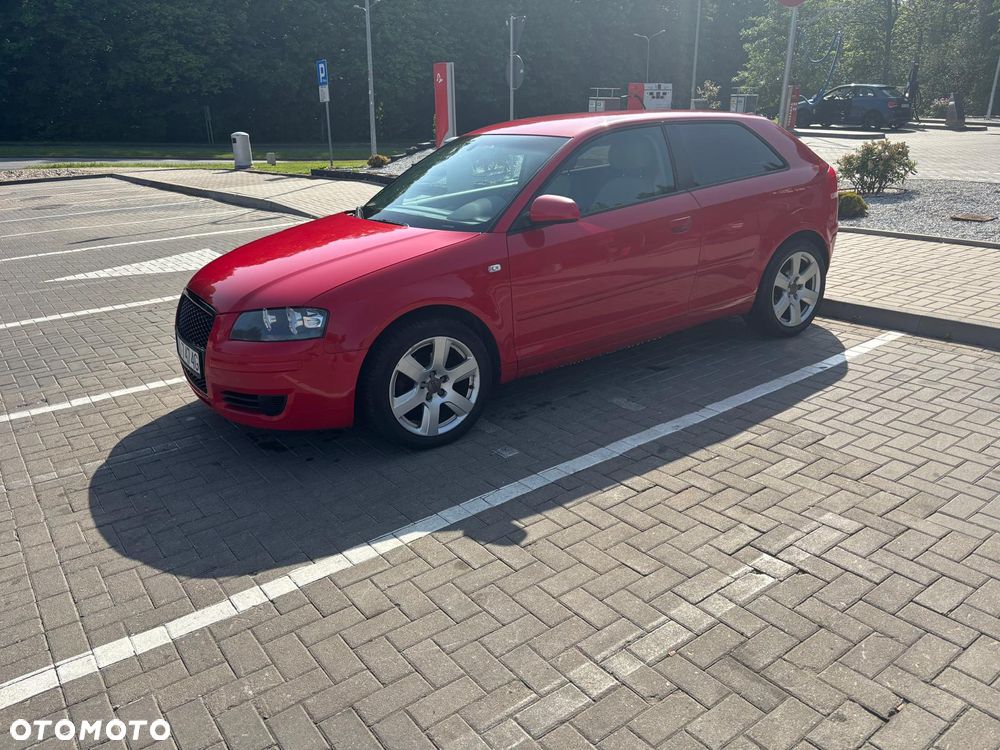 Audi A3 3-drzwiowe 2.0 TDI DPF (DSG) S tronic Ambition - 3