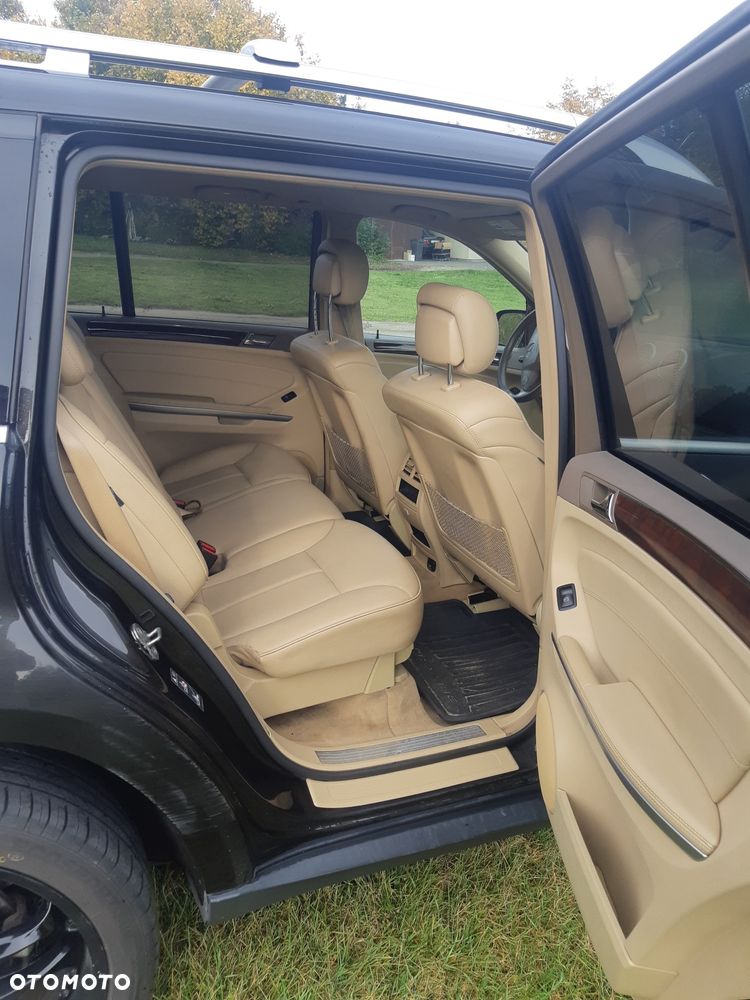 Mercedes-Benz GL - 6