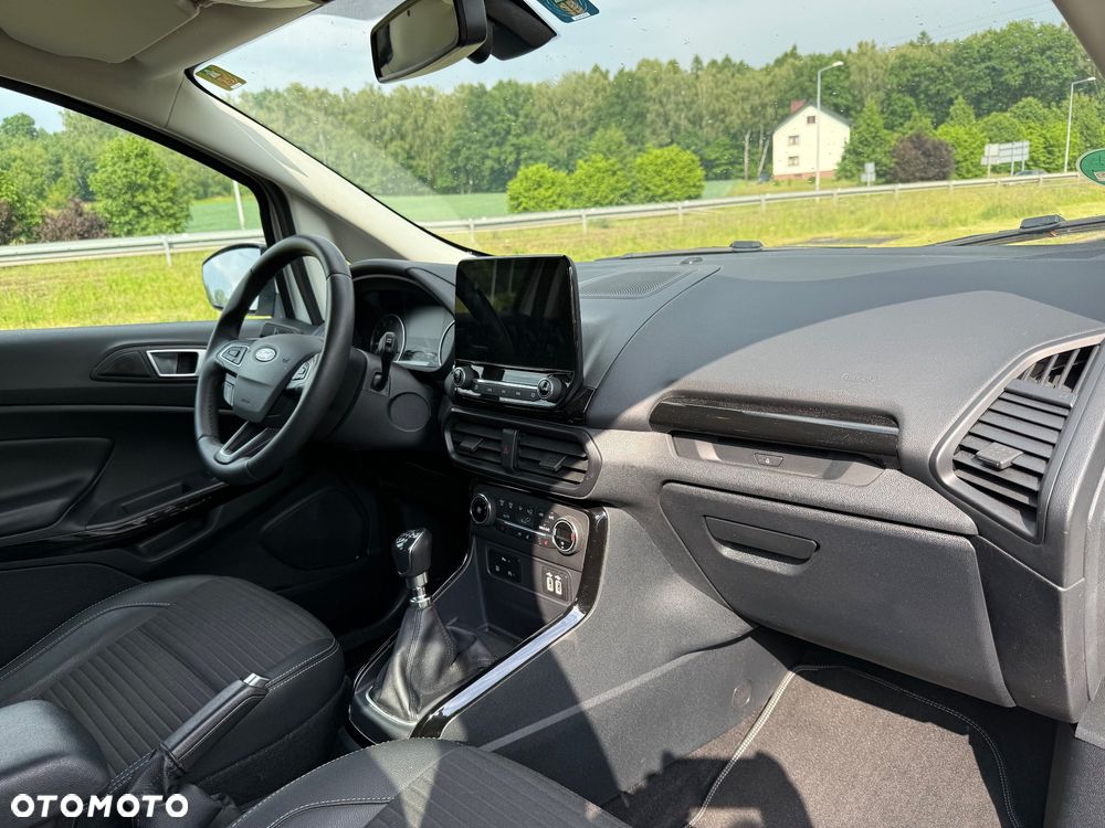 Ford EcoSport 1.0 EcoBoost TITANIUM - 28