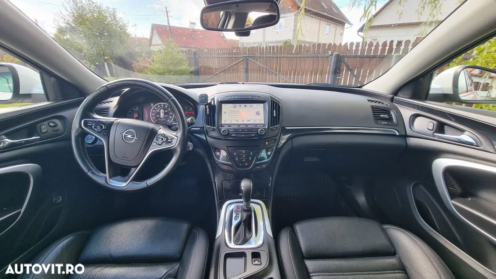 Opel Insignia 2.0 CDTI ECOTEC 4X4 Country Tourer Aut. - 9