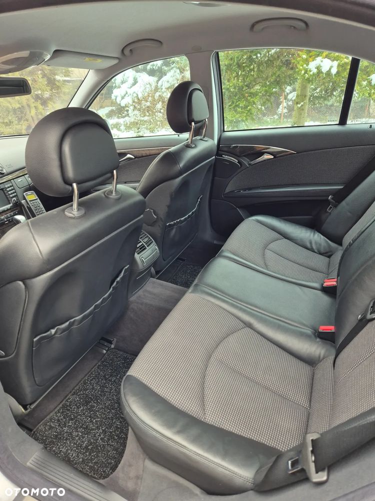 Mercedes-Benz Klasa E 320 T Avantgarde - 8