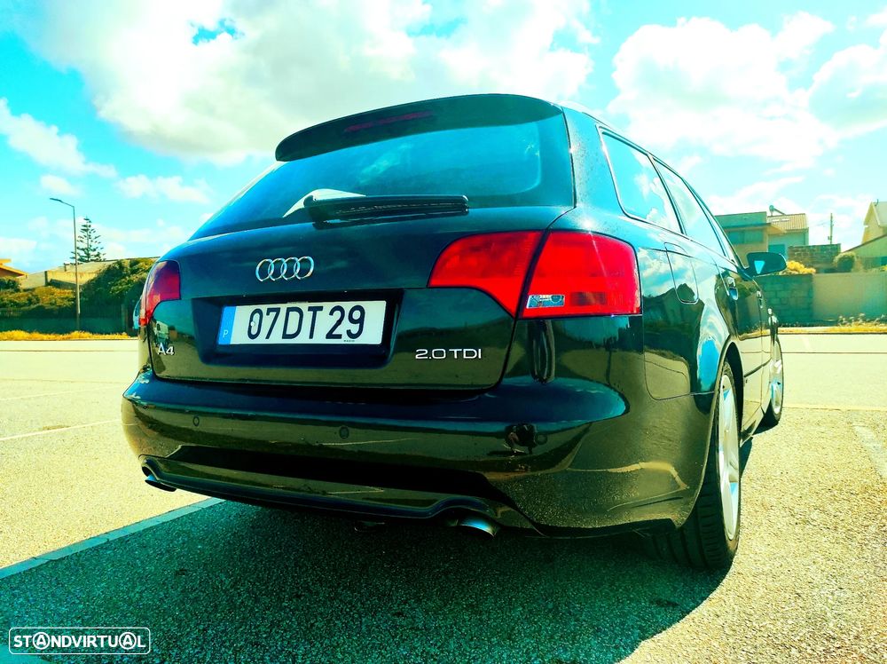 Audi A4 Avant 2.0 TDi S-line - 3