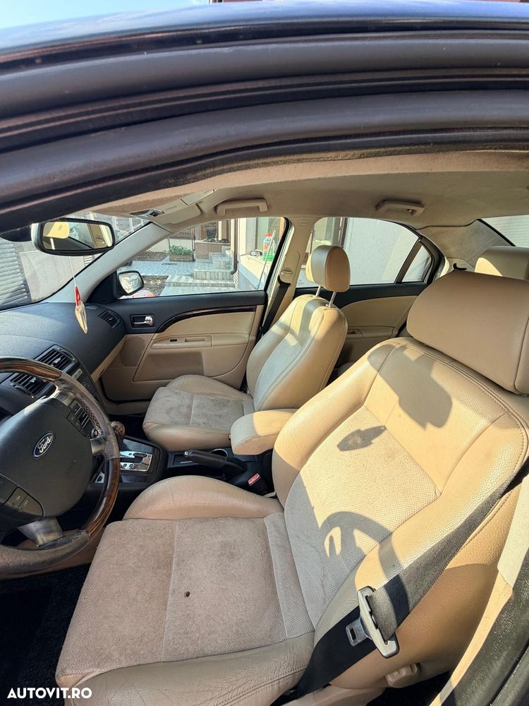 Ford Mondeo 2.0TDCi Aut. Ghia - 17
