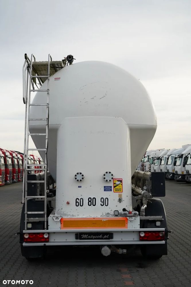 Feldbinder CEMENTONACZEPA / 3 KOMORY / 37 000 L / SILOS / DO MATERIAŁÓW SYPKICH  / ALUFELGI - 12