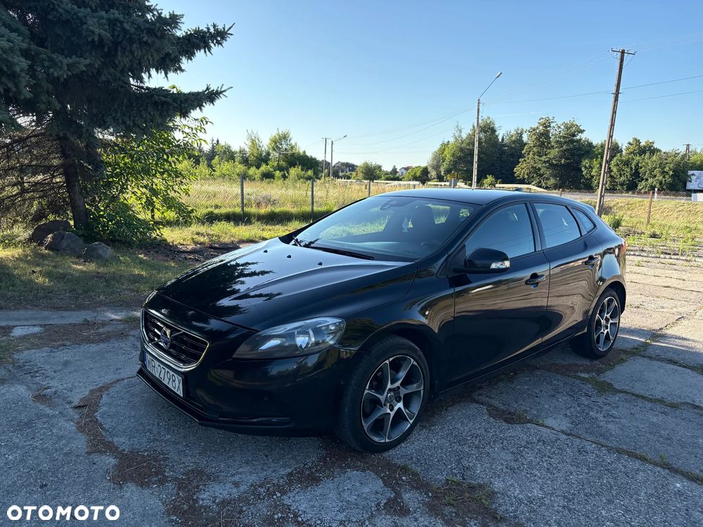 Volvo V40 D2 Momentum - 9