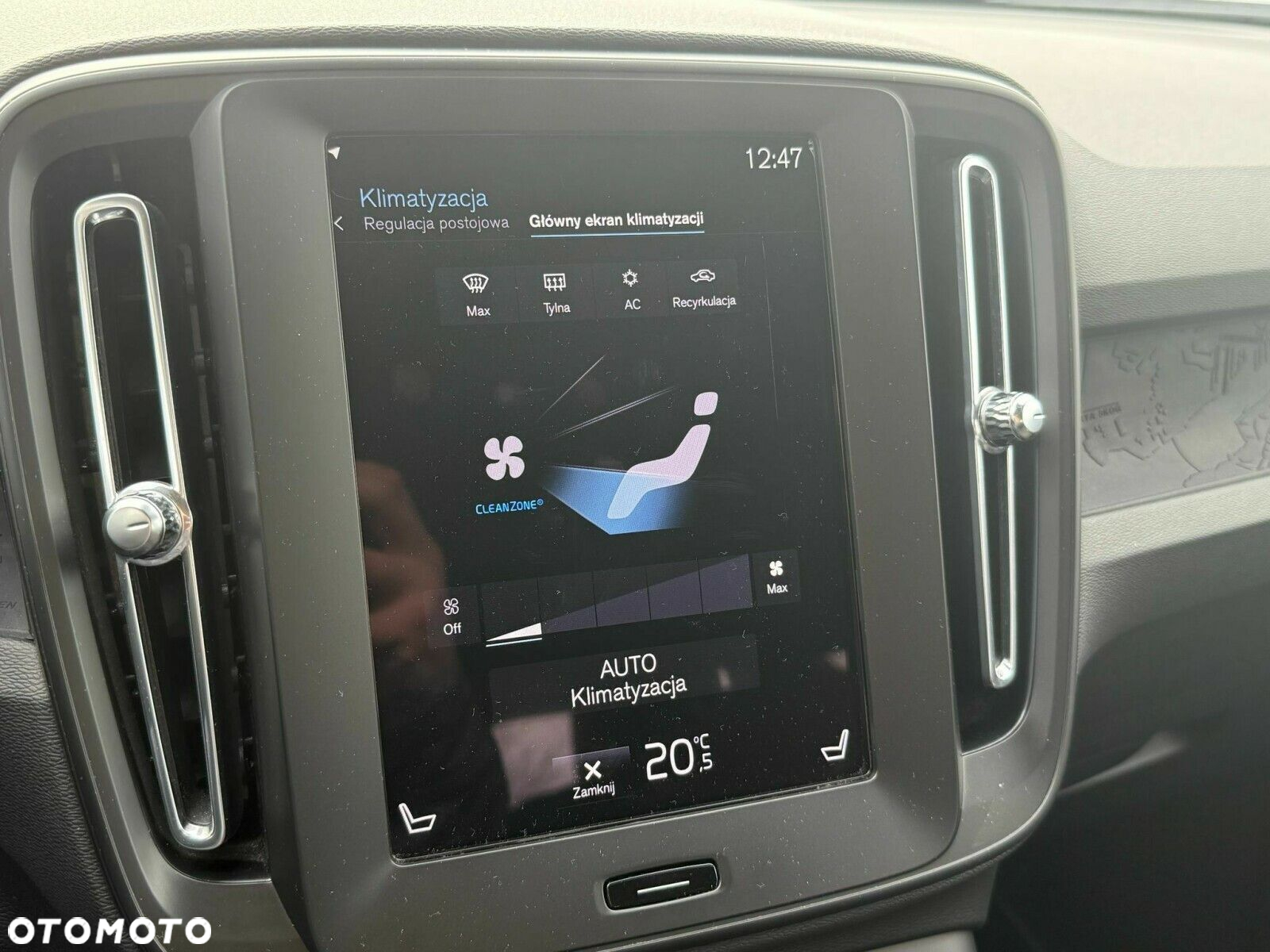 Volvo XC 40 - 21