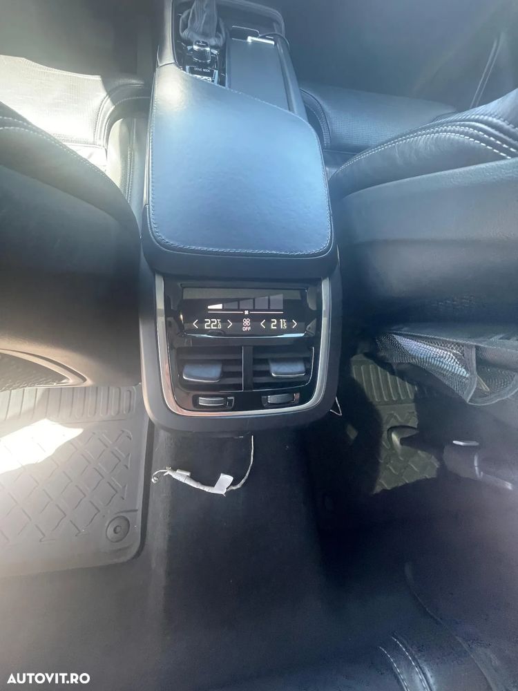 Volvo V90 D5 AWD - 9