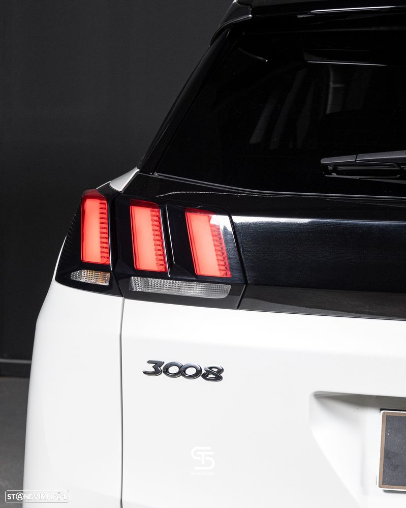 Peugeot 3008 1.2 PureTech Allure - 12