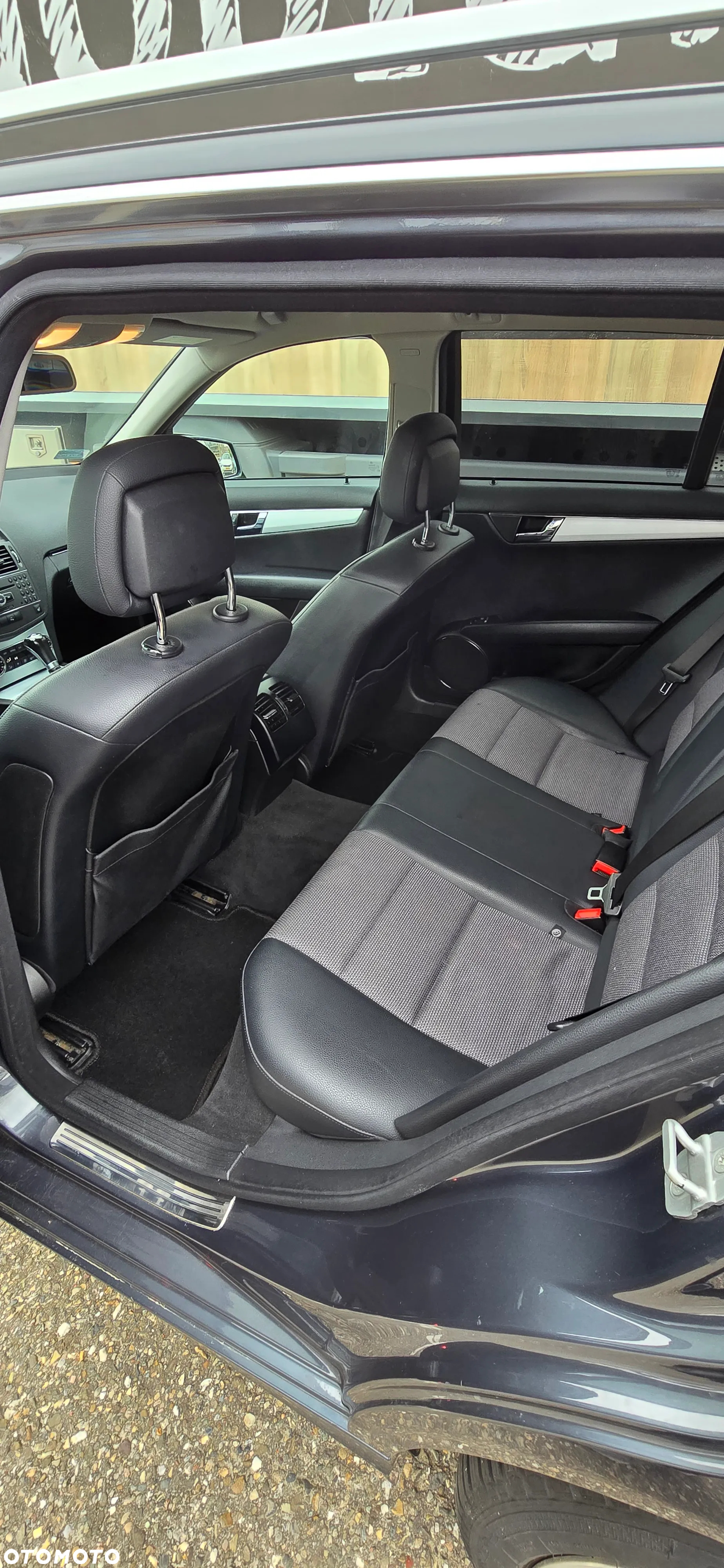 Mercedes-Benz Klasa C 250 CDI DPF Automatik BlueEFFICIENCY Avantgarde - 15