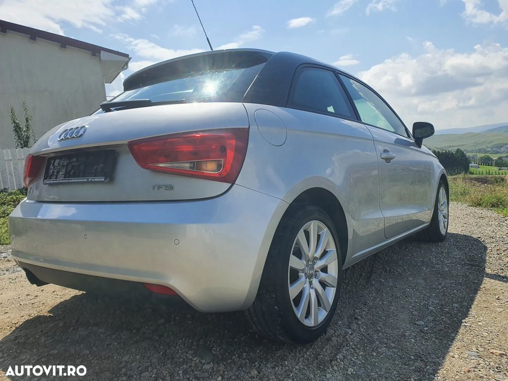 Audi A1 1.4 TFSI Attraction - 11