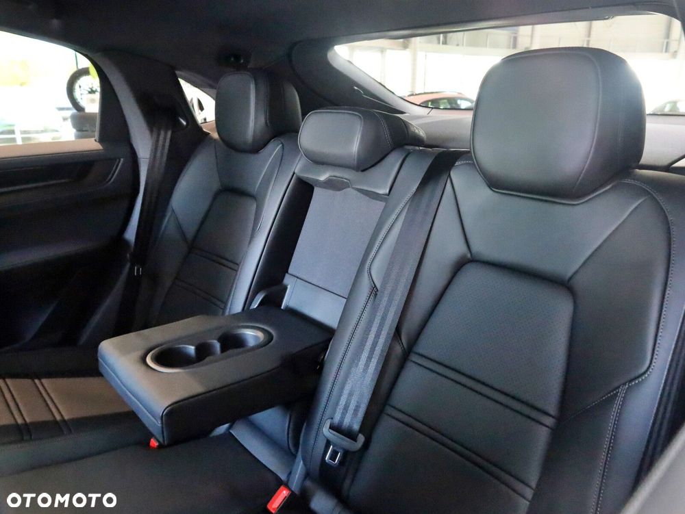 Porsche Cayenne - 18
