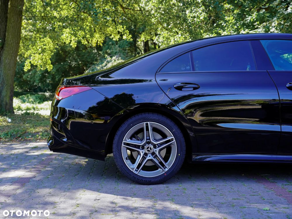 Mercedes-Benz CLA 250 4-Matic AMG Line 7G-DCT - 10