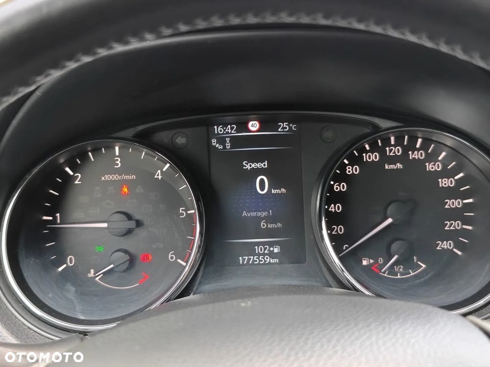 Nissan Qashqai 1.6 DCi Black Edition EU6 - 16