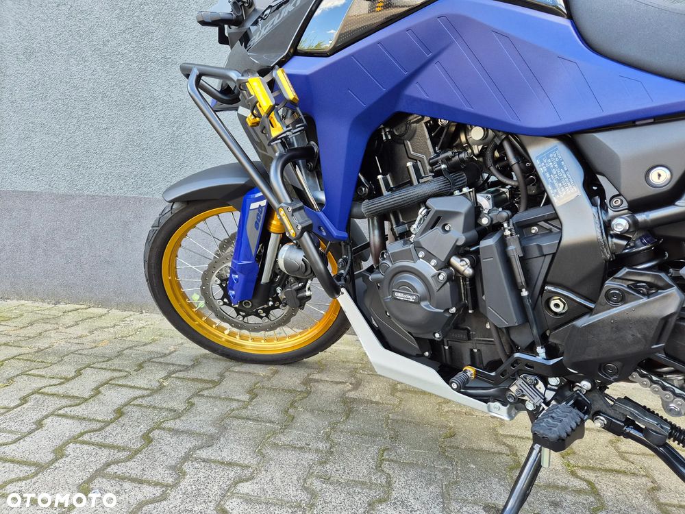 Suzuki V-STROM