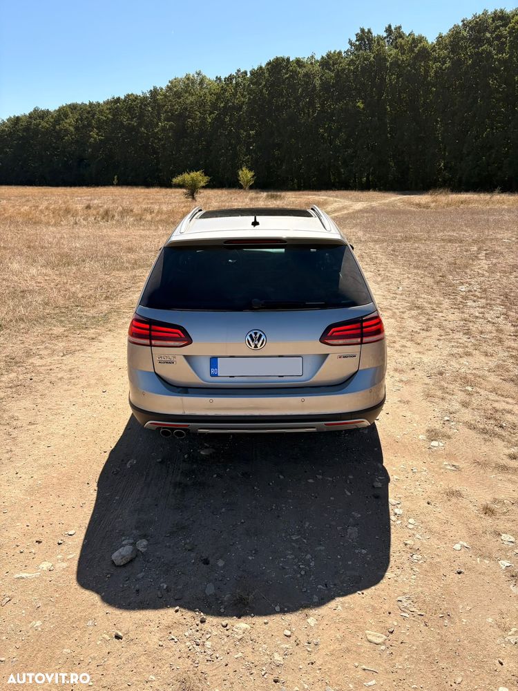 Volkswagen Golf 2018 photo 4