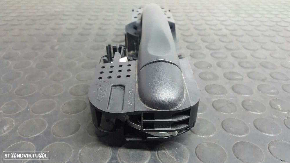 PUXADOR EXTERIOR TRASEIRO ESQUERDO RENAULT MEGANE III BERLINA 5 P AUTHENTIQUE - 8