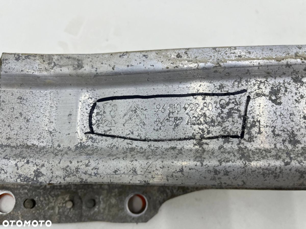 Belka zderzaka Peugeot 5008 I 09-17r. Citroen DS5 tylne wzmocnienie pasa 9681099980 9652943580 - 5