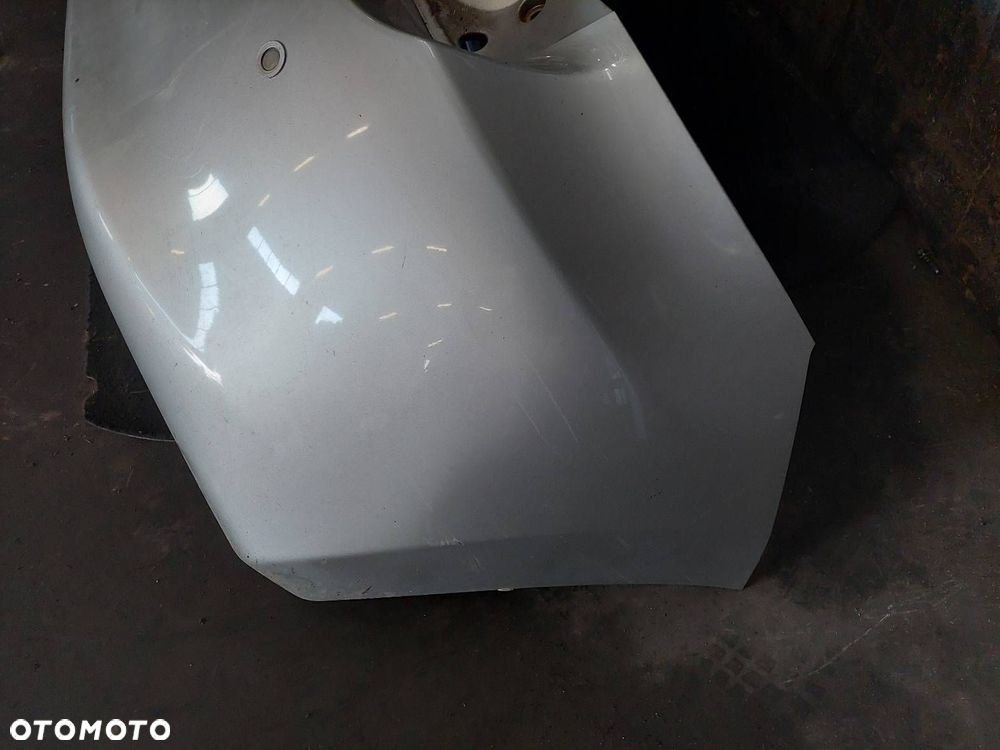 KOMPLETNY TYŁ KLAPA BAGAŻNIKA ZDERZAK LAMPY TOYOTA AURIS I 06-09 1C0 - 7