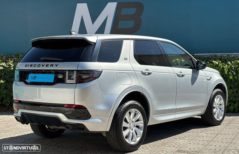 Land Rover Discovery Sport - 32