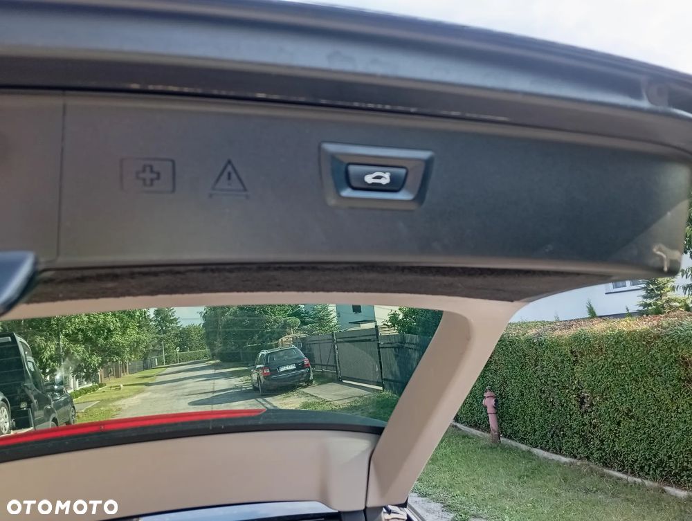 BMW Seria 5 520d - 25