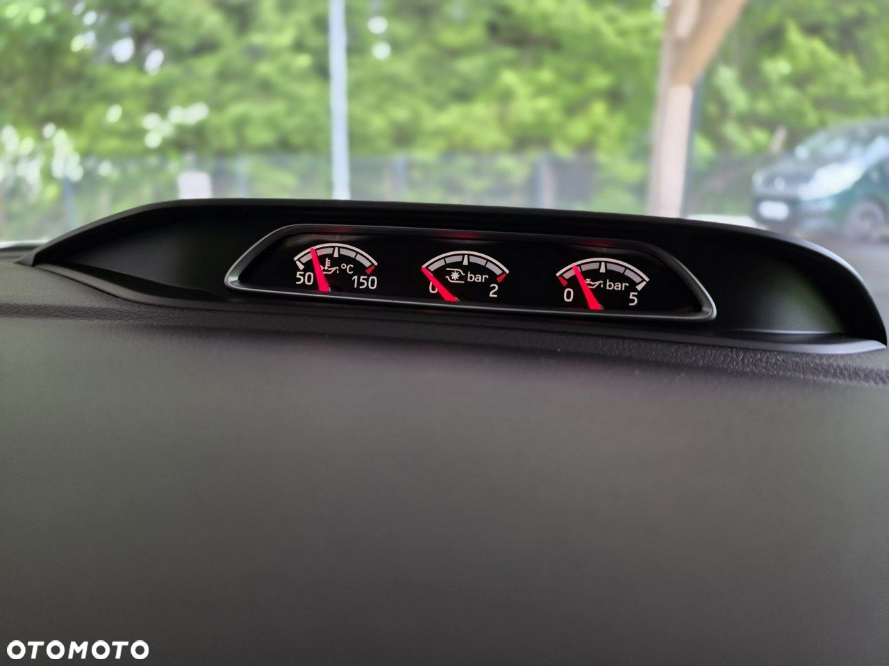 Ford Focus 2.0 EcoBoost ST - 32