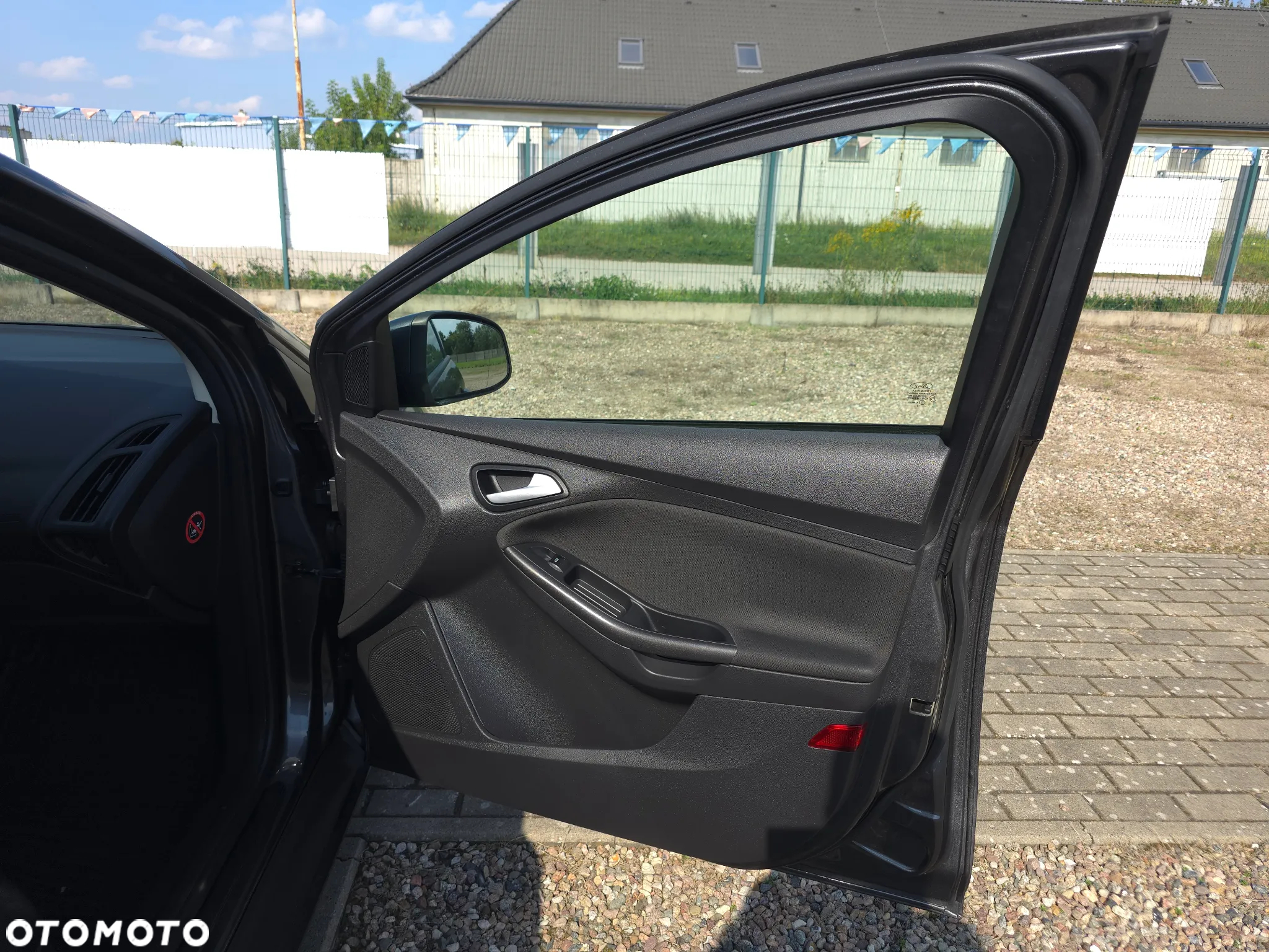 Ford Focus 1.6 Ambiente - 13