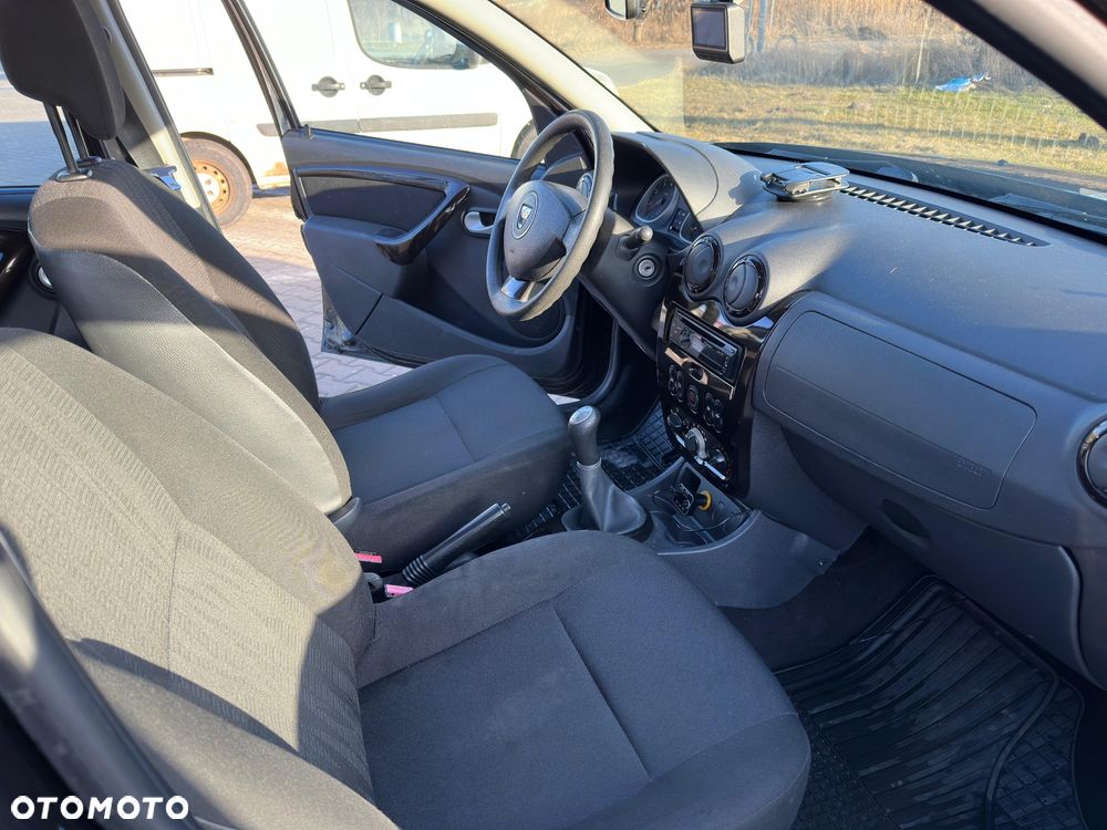 Dacia Duster 1.6 16V 4x2 - 7