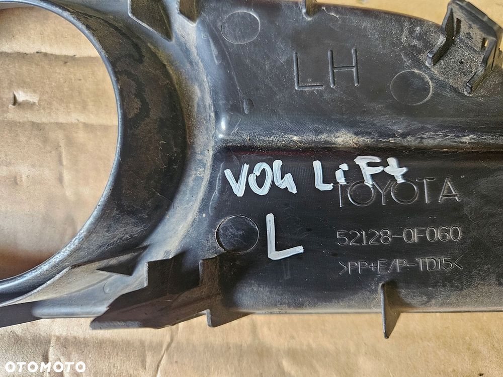 toyota corolla verso 07-08 halogen lewy ramka kratka - 3