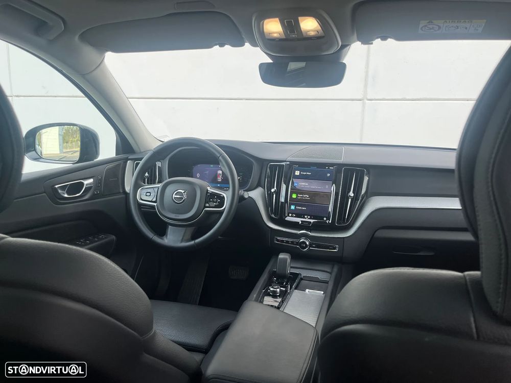 Volvo XC 60 2.0 T6 PHEV Plus Dark AWD - 6