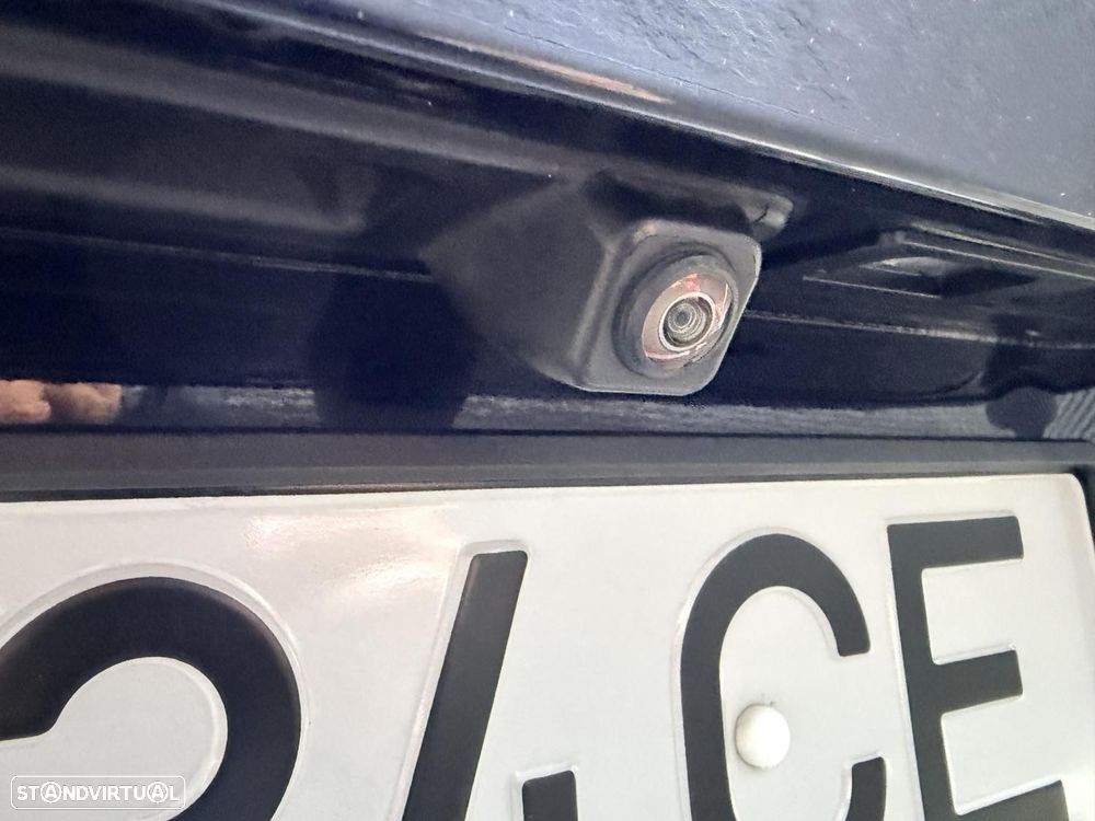 BMW 520 e Pack M - 32