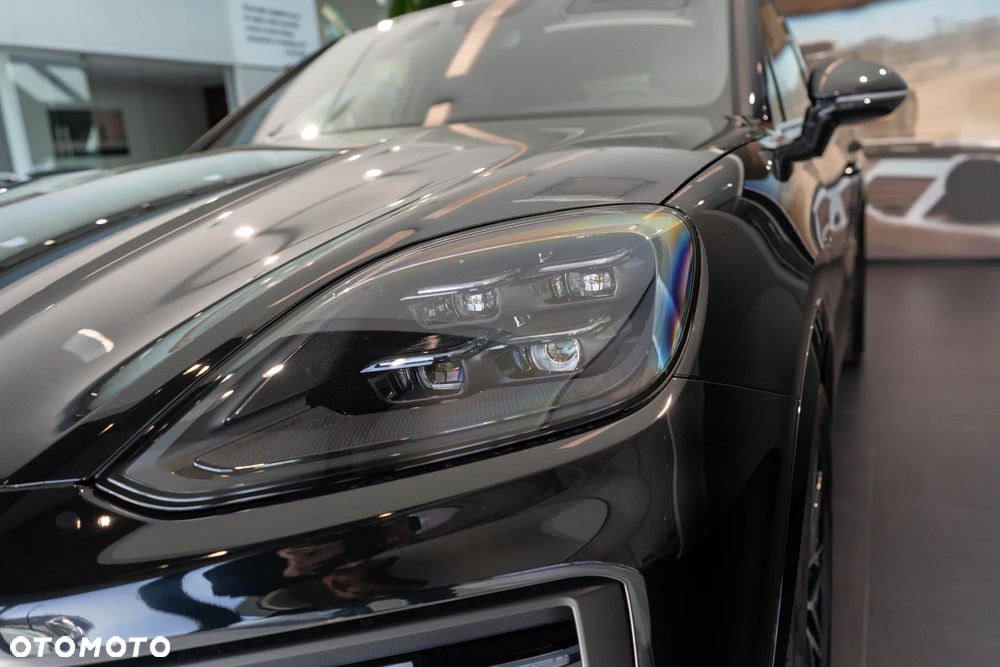 Porsche Cayenne E-Hybrid PHEV - 35